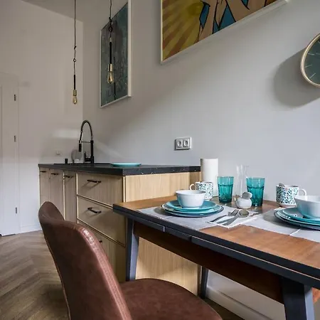 Close-golden In - Cozy And Stylish Studio - Zabkowska B * Warsaw